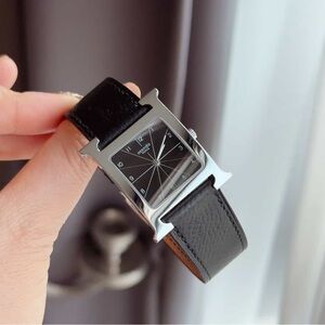 Hermès Heure H Watch, Boy size Black Leather Strap